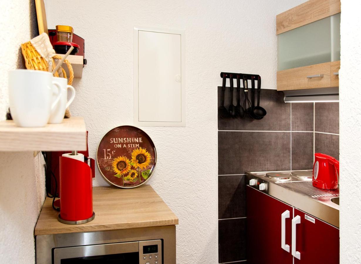 Ferienwohnung Familie Leinweber Waren  Buitenkant foto